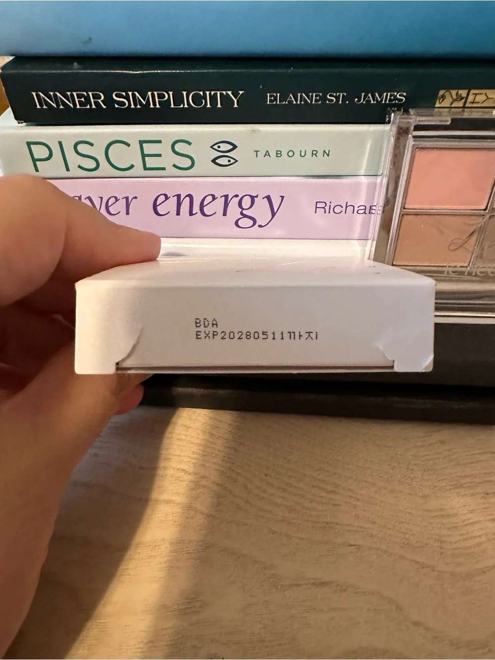 Le'nect Ballet Fit Volume Maker Eyeshadow Palette - Pink Neutral Quartet